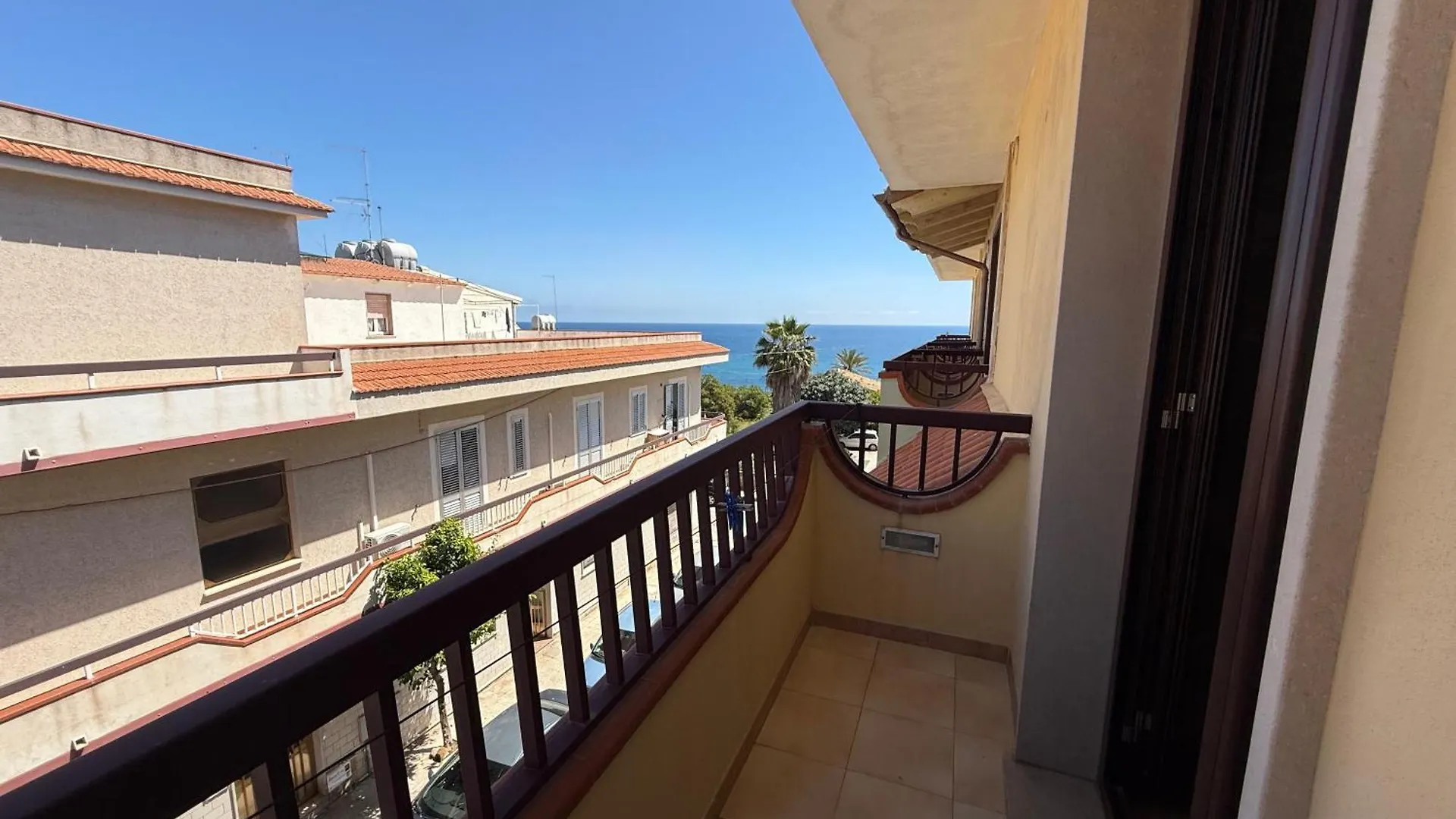 *** Отель Albergo Perseo Portopalo Di Capo Passero Италия