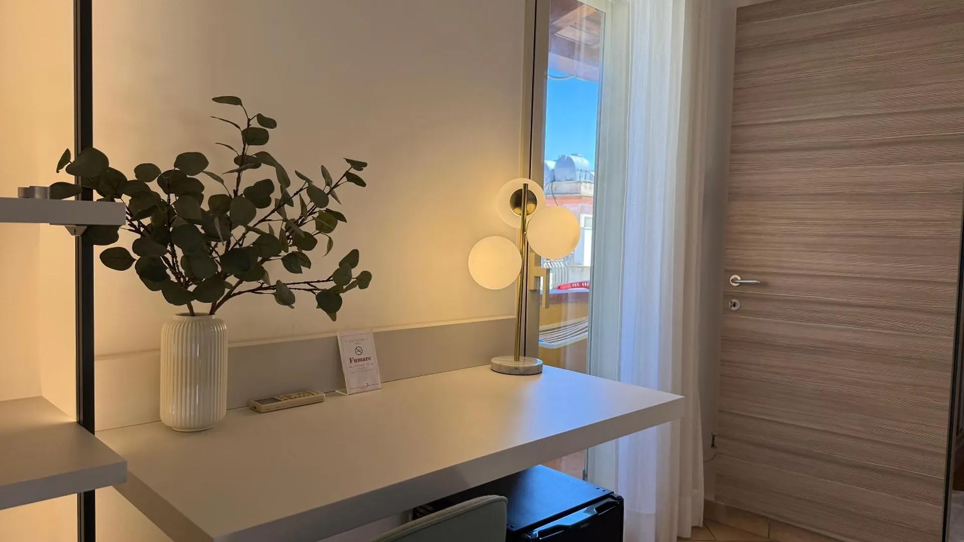 Отель Albergo Perseo Portopalo Di Capo Passero