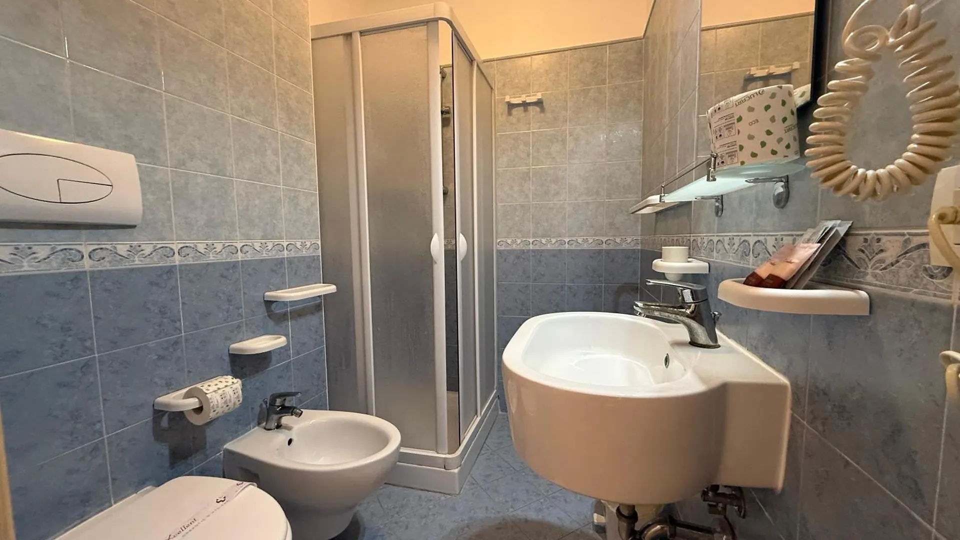 Отель Albergo Perseo Portopalo Di Capo Passero