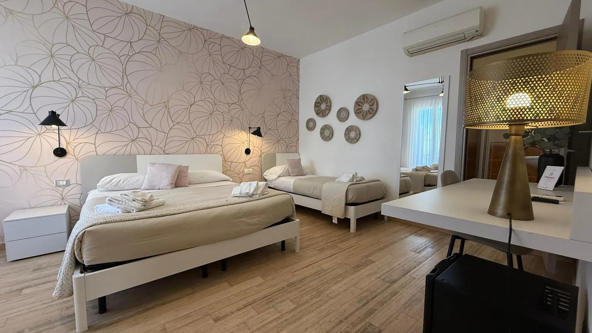 Albergo Perseo Portopalo Di Capo Passero Отель