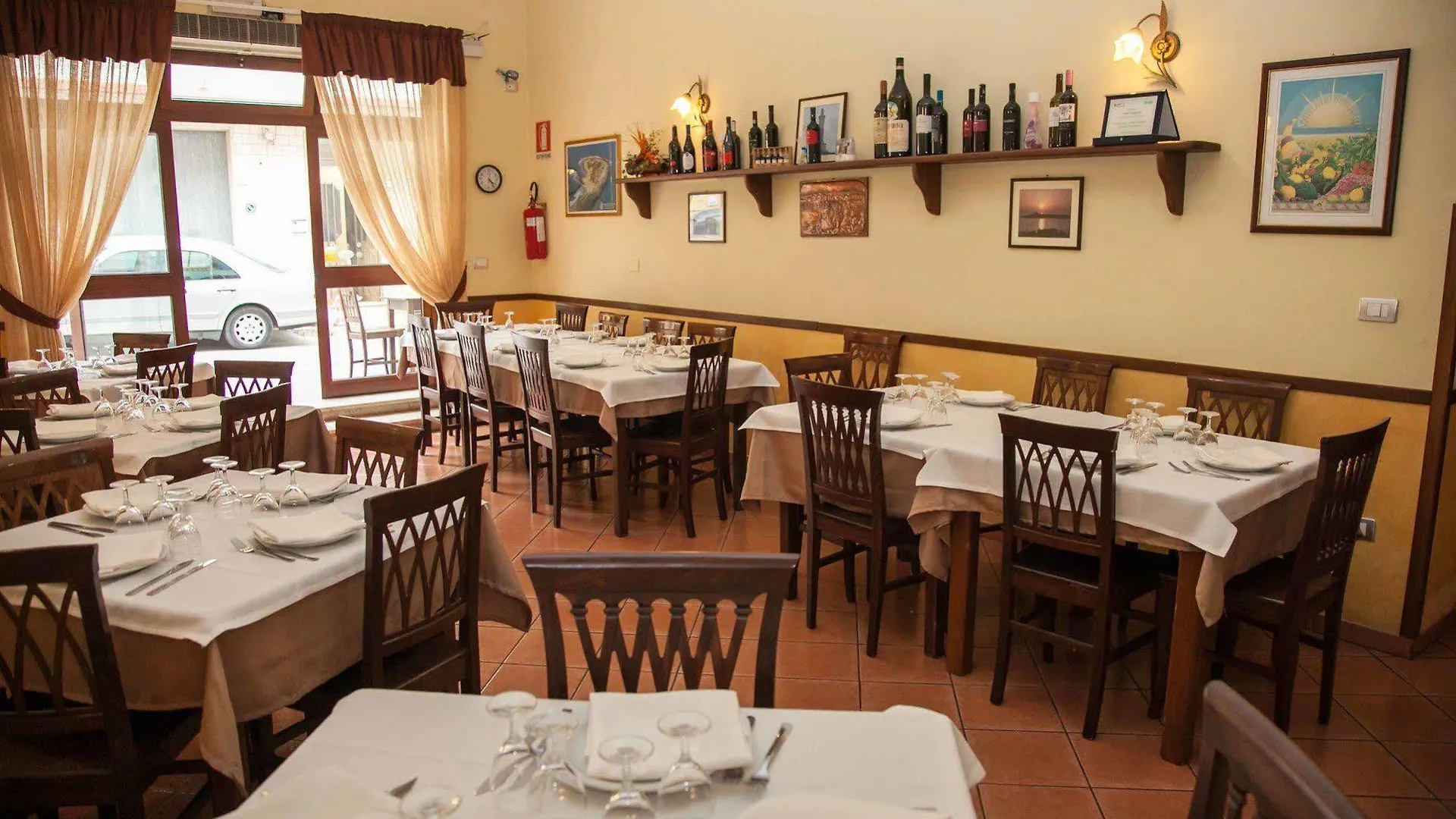 Отель Albergo Perseo Portopalo Di Capo Passero